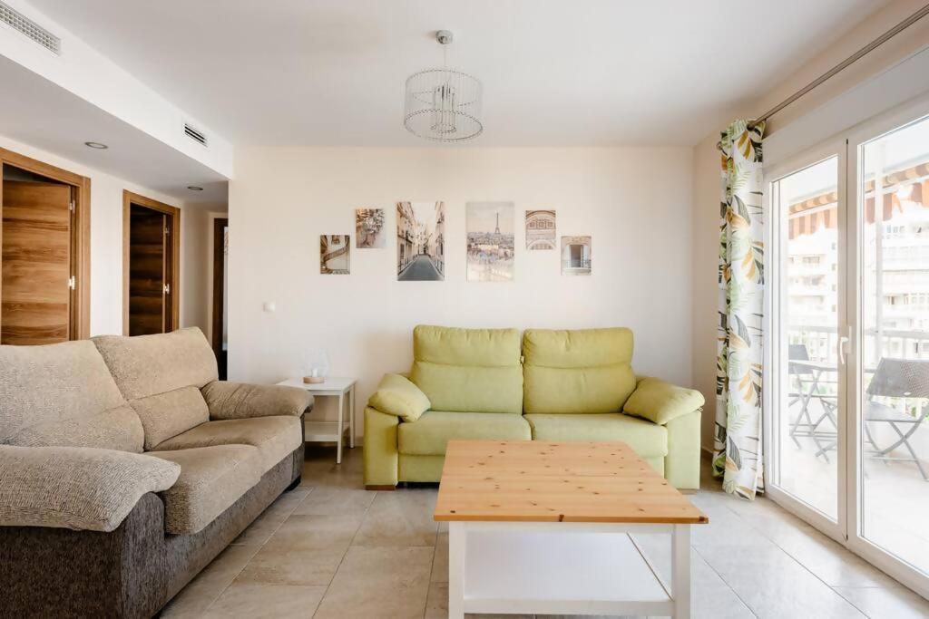 Ferienwohnung Amplio Con Vistas Al Mar Y Piscina En Benalmádena Exterior foto